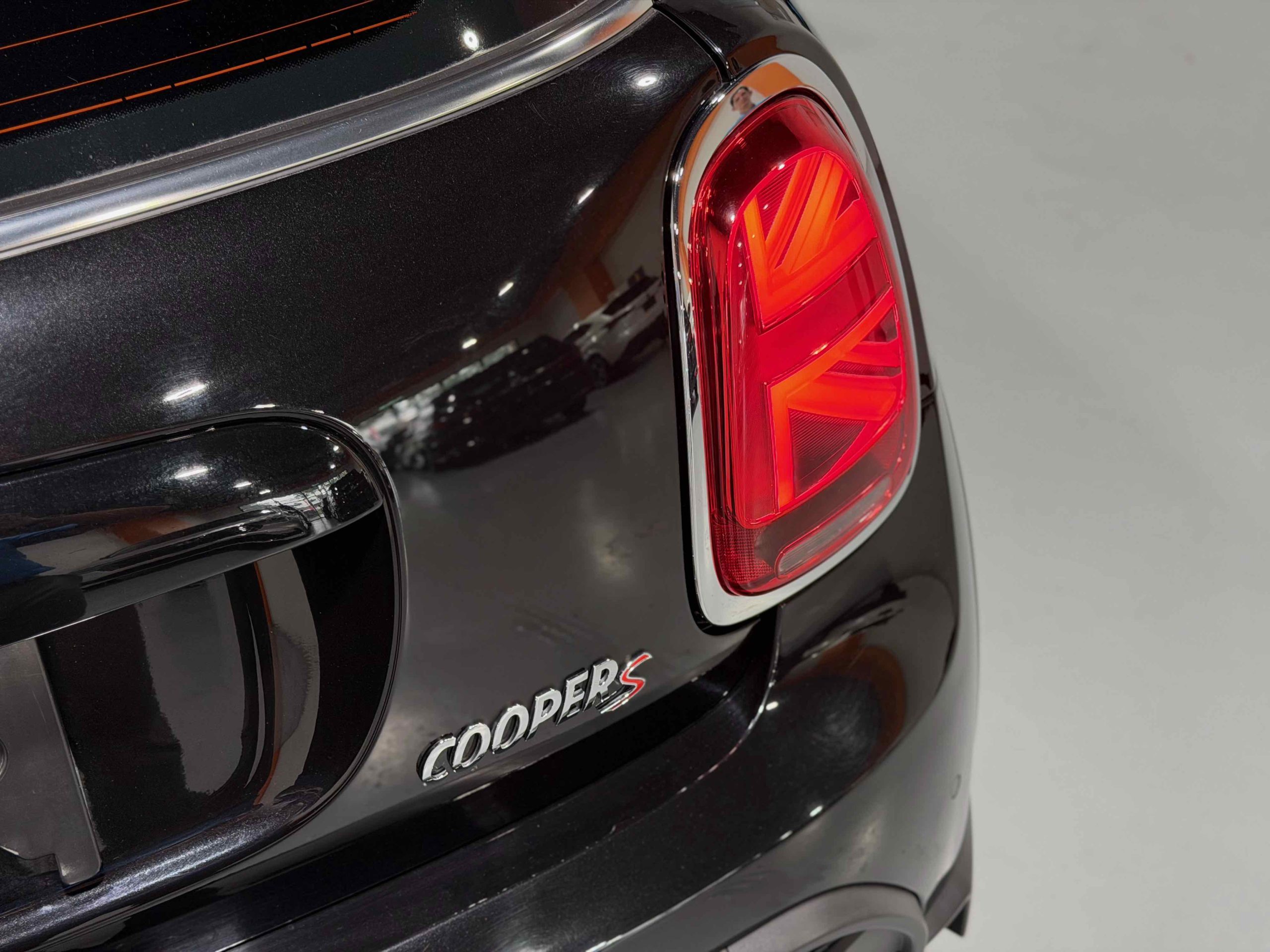 
								2021 Mini Cooper S 2 Door full									