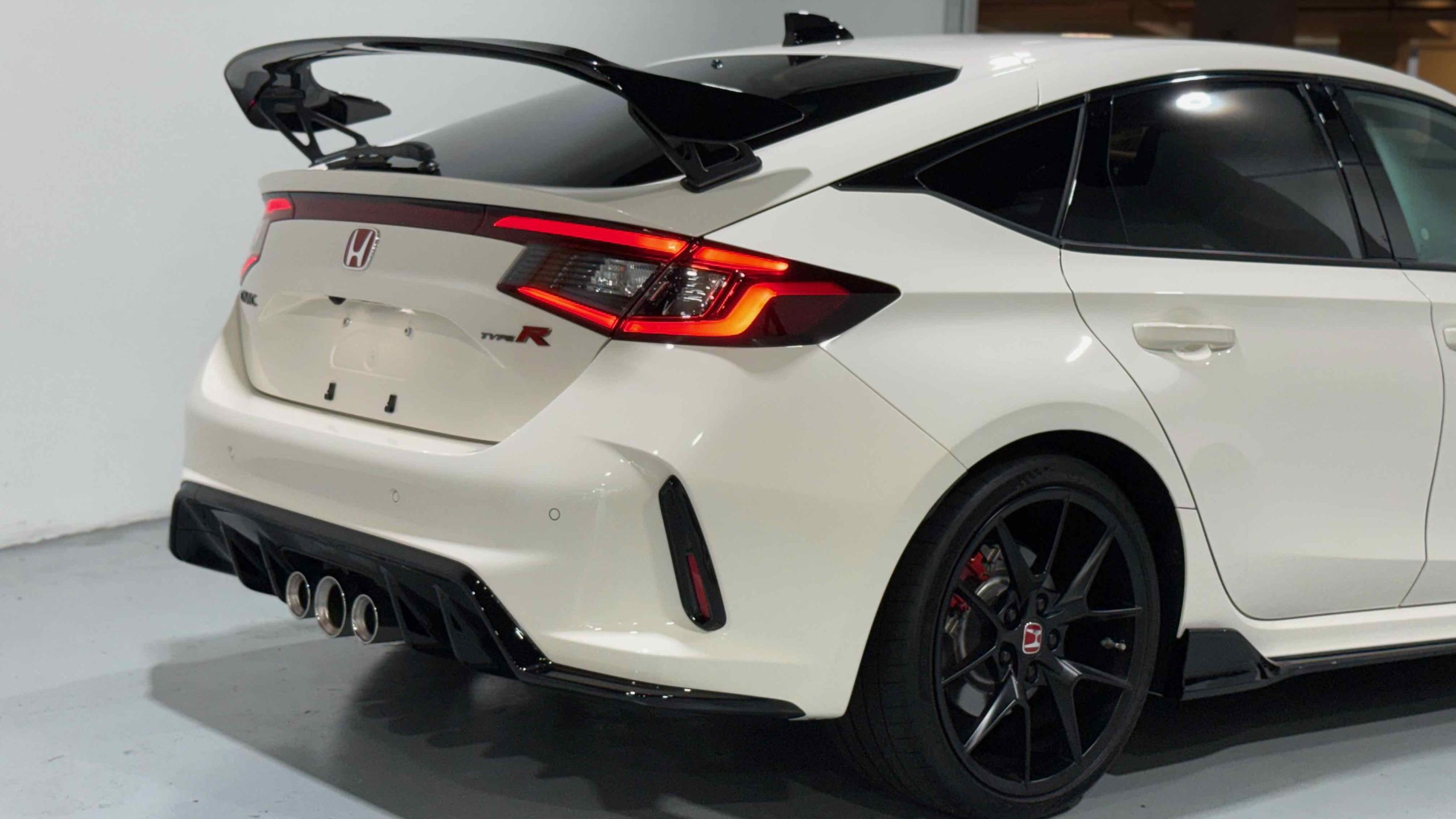 
								Honda Civic Type R (FL5) full									