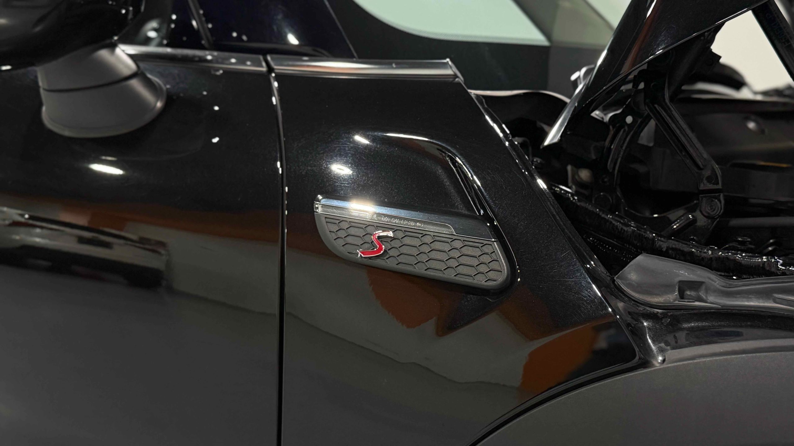 
								2021 Mini Cooper S 2 Door full									