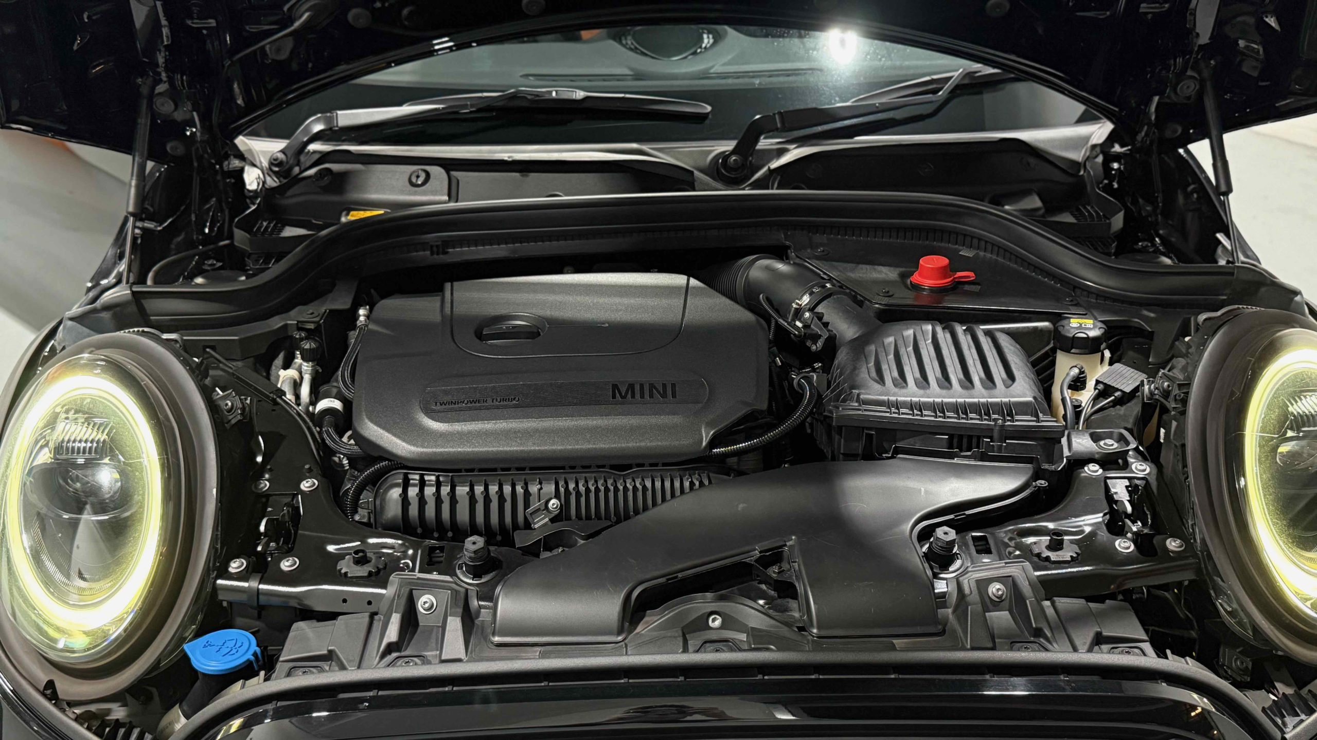 
								2021 Mini Cooper S 2 Door full									