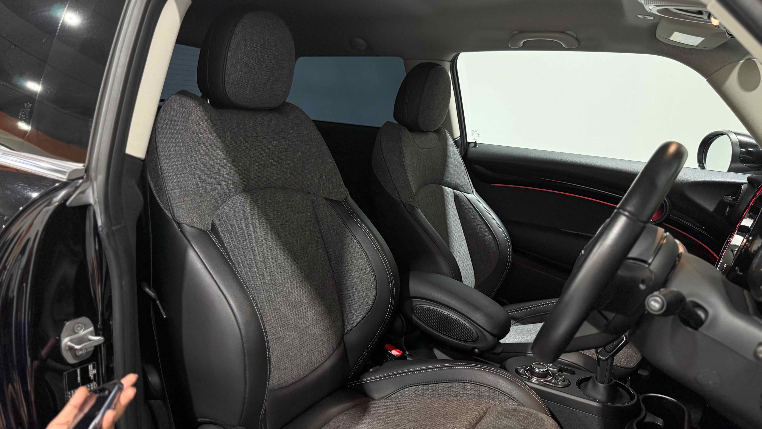 
								2021 Mini Cooper S 2 Door full									