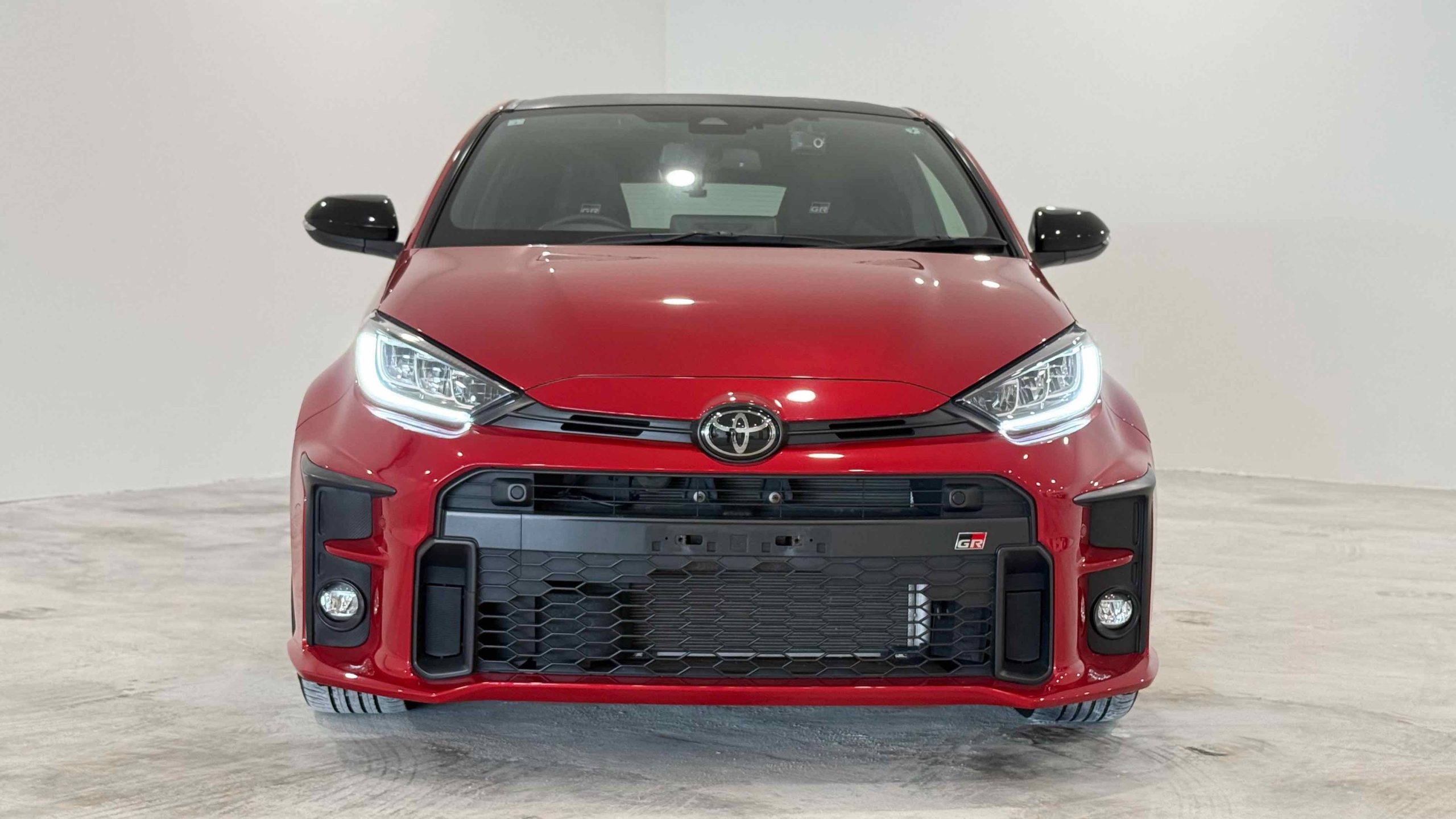 
								Toyota GR Yaris Rs full									