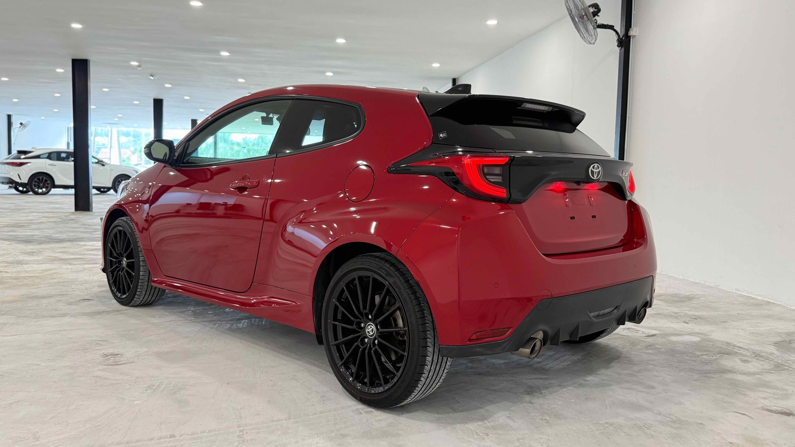 
								Toyota GR Yaris Rs full									