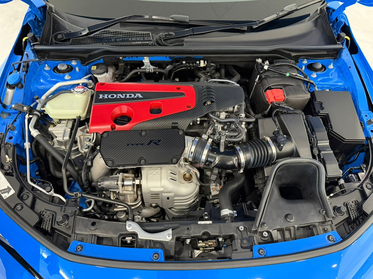 
								2024 Civic FL5 Blue full									